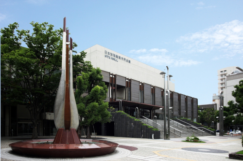日本特殊陶業市民会館　(名古屋市民会館)